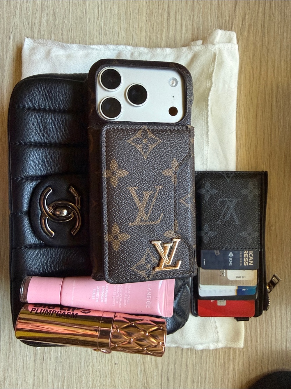 Designer-inspired Black Quilted Leather Chain Bag - Picture 10 of 11